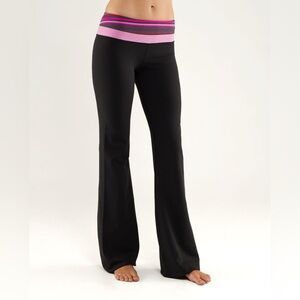 Lululemon Groove Pant (Tall)
Black / Elevation Space Dye